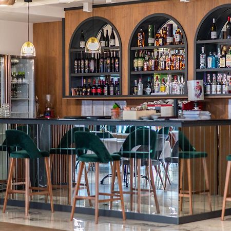 Dishli Hotel & Spa Struga Bagian luar foto