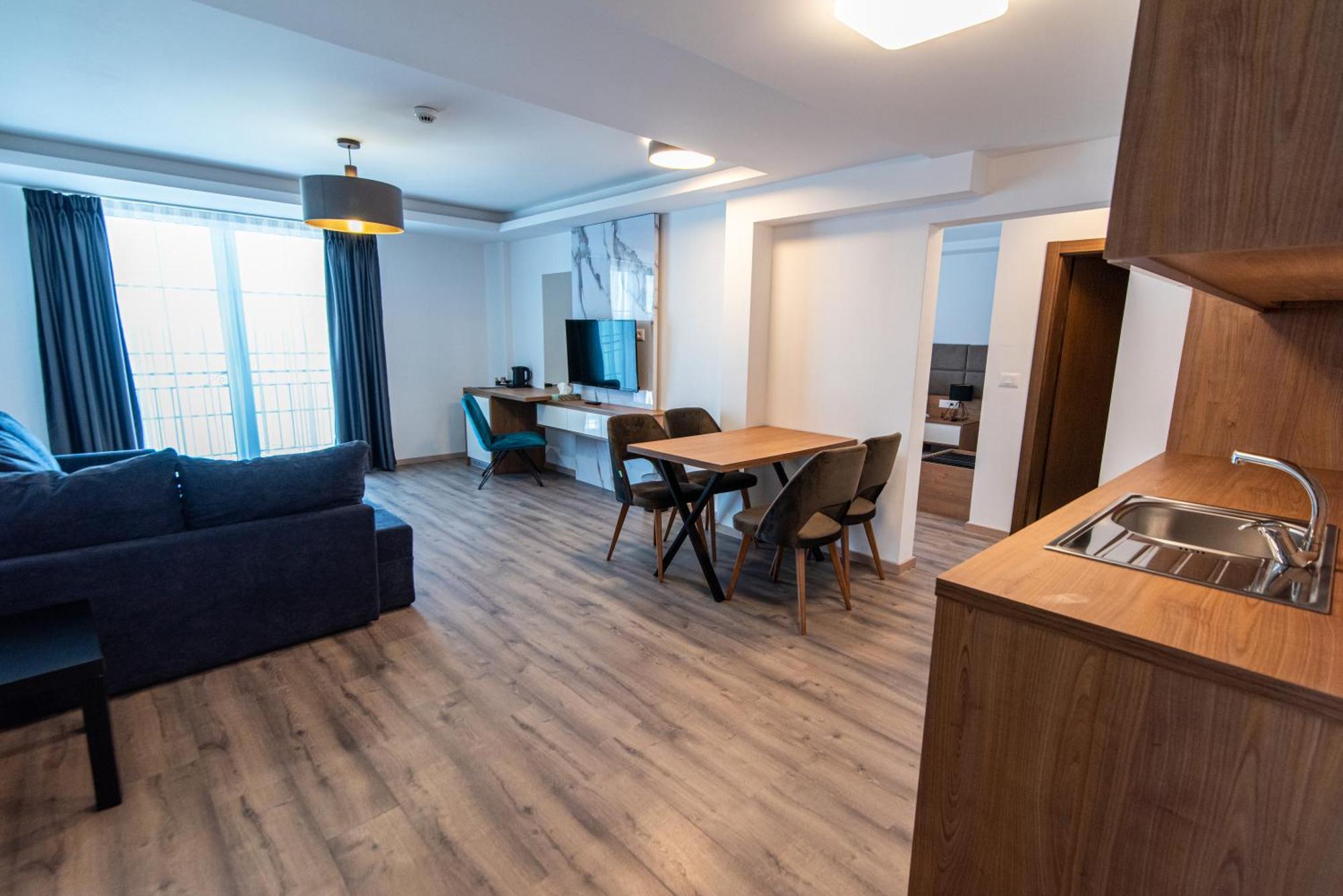 Dishli Hotel & Spa Struga Bagian luar foto